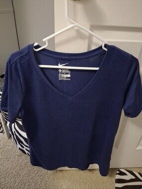 Women's Nike t-shirt